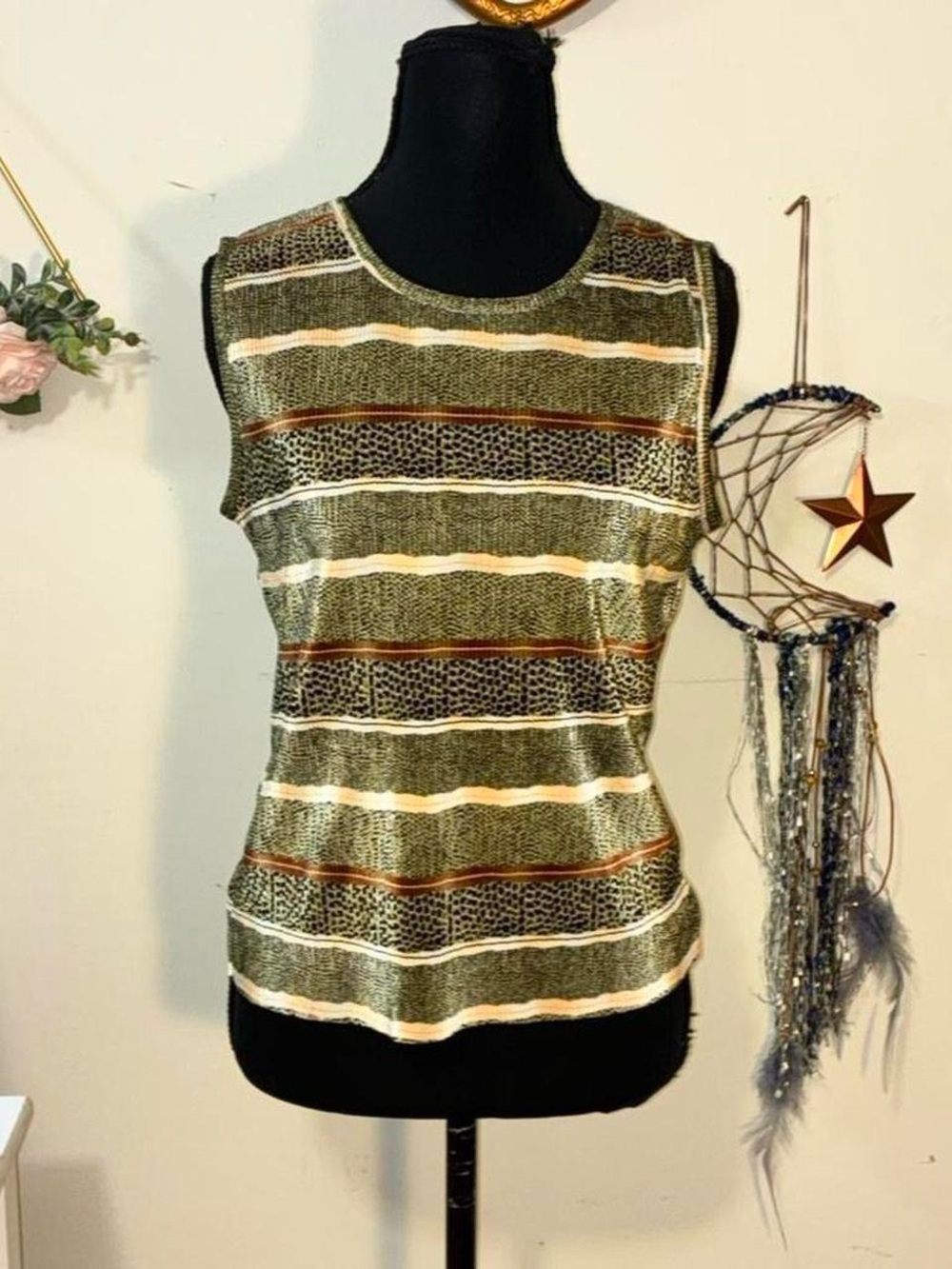 Plissé velvet-texture Y2K striped tank (M)